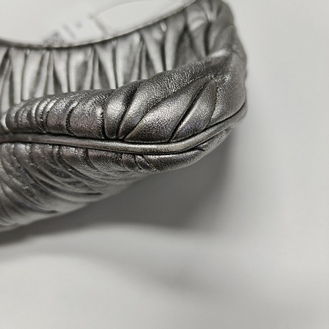 Quilted Lambskin Shoulder Bag Silver