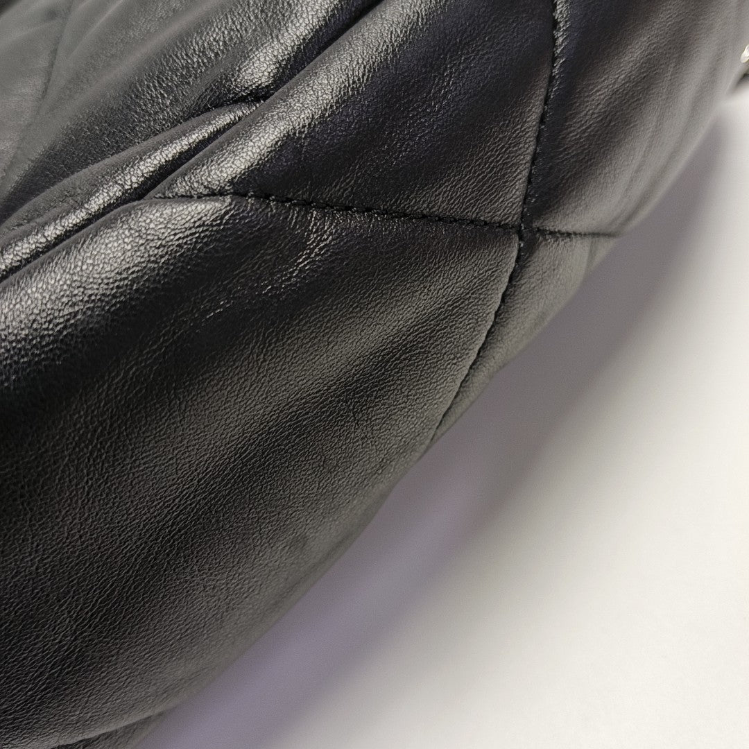 CHANEL 19 Small Quilted Lambskin Black
