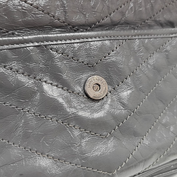 NIKI Medium Chevron Calfskin Gray