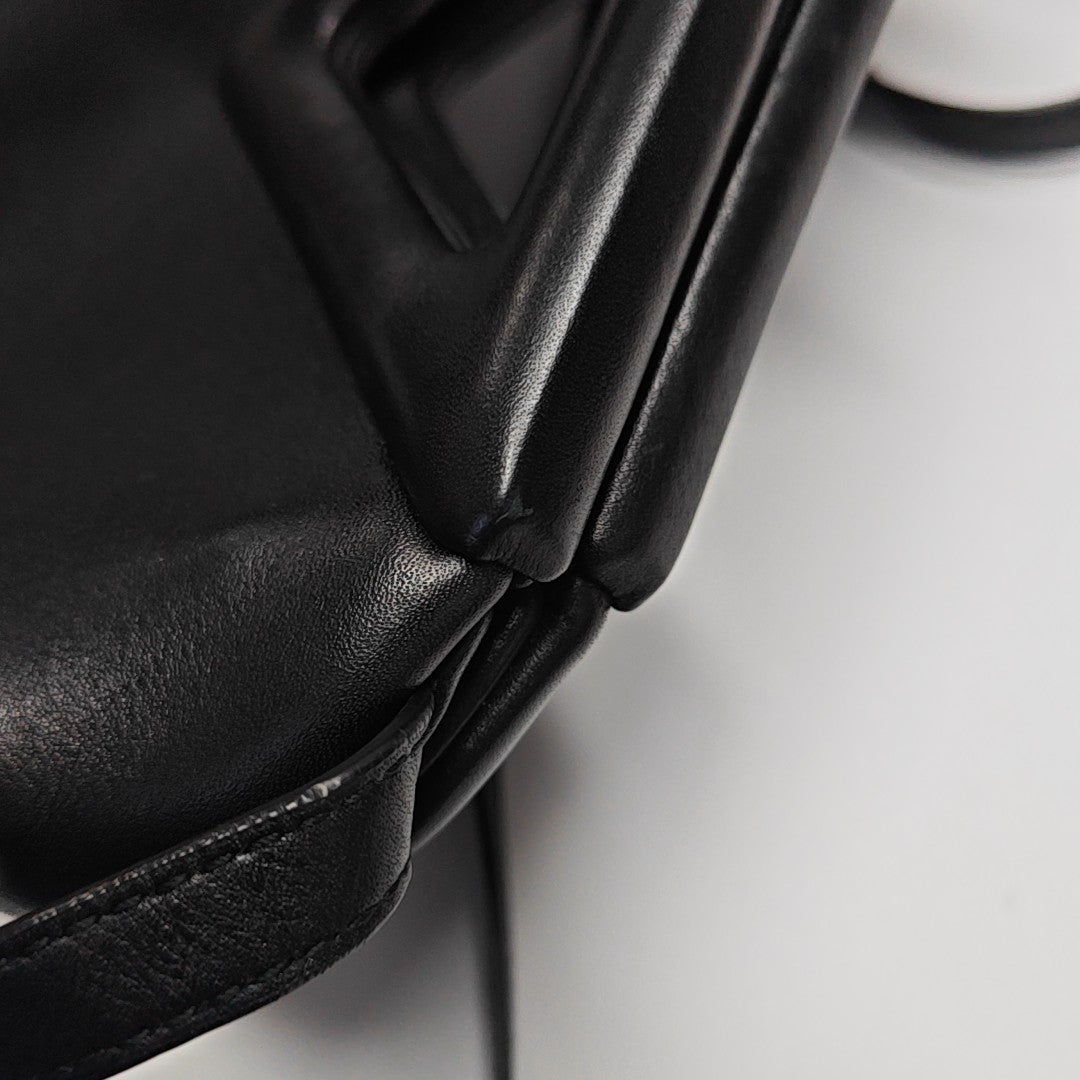 Point Small Calfskin Black