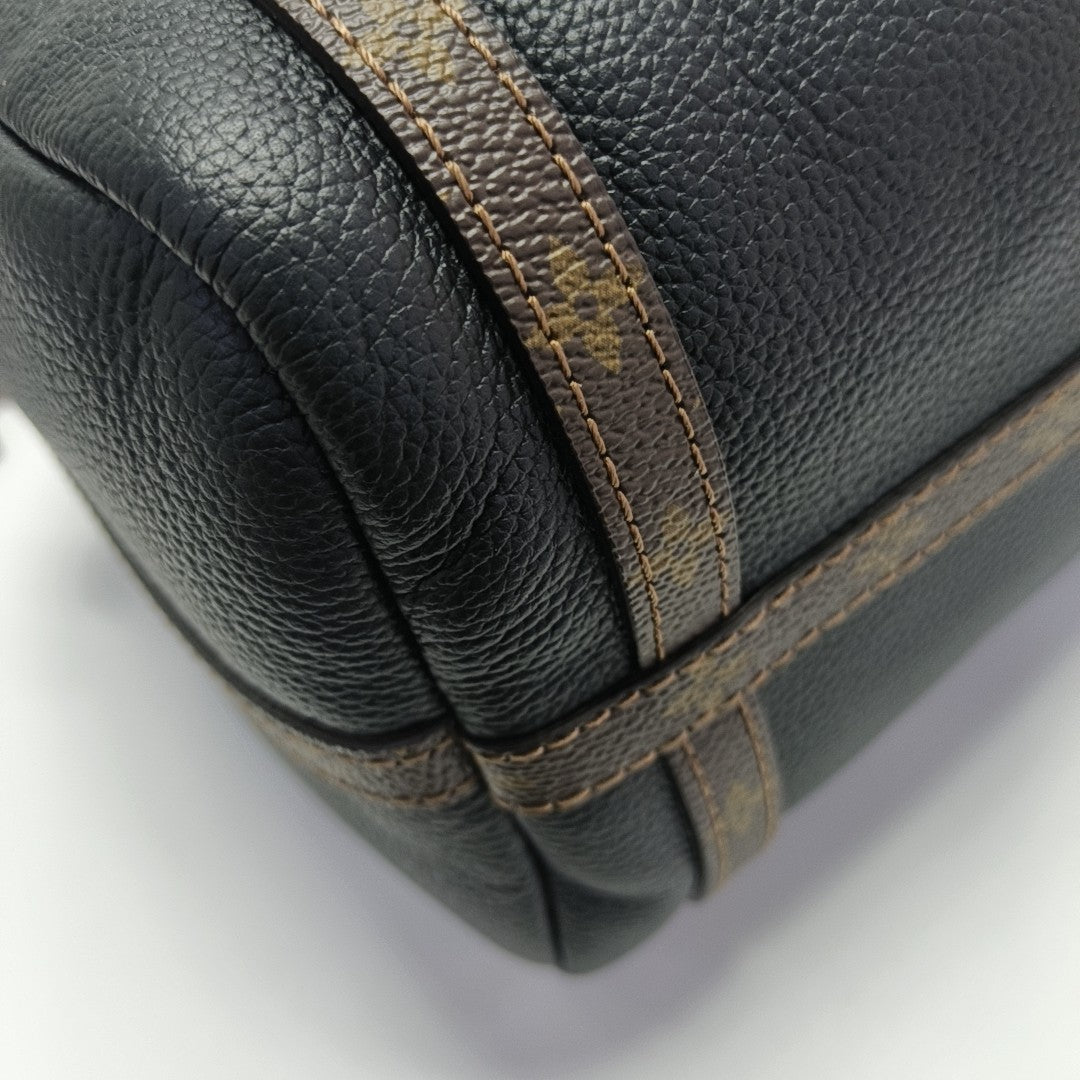EXPRESS PM Monogram Calfskin Black