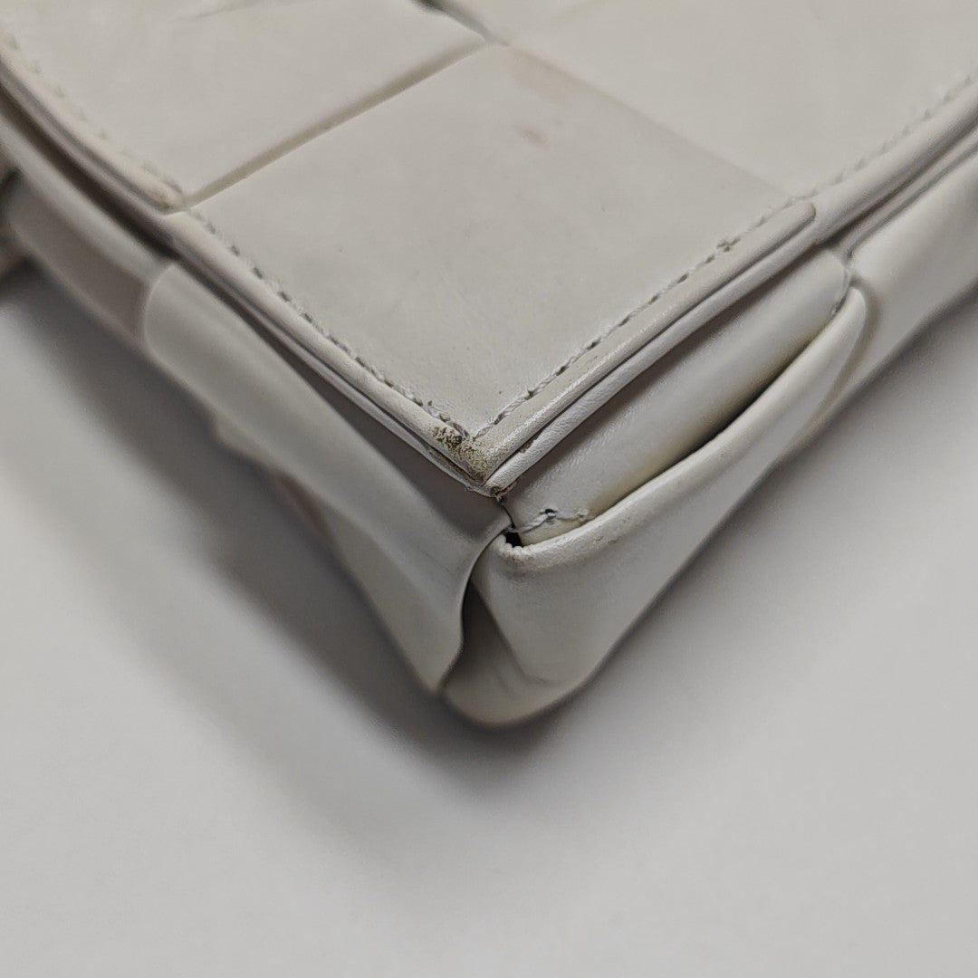 Cassette Medium Calfskin White