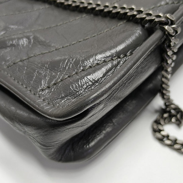 NIKI Small Chevron Calfskin Gray