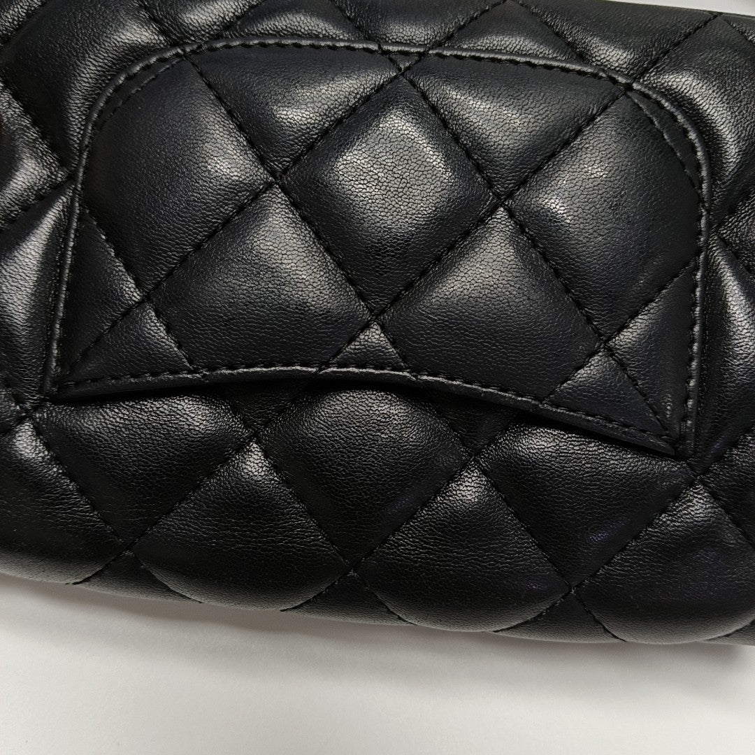 CLASSIC FLAP Mini Quilted Lambskin Black