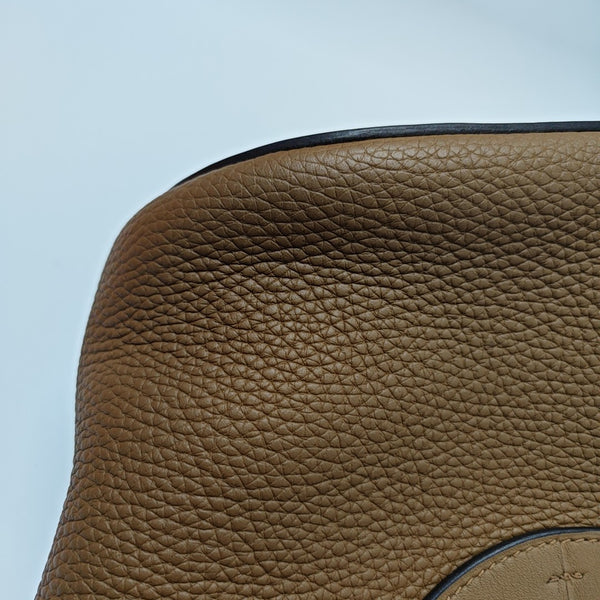 In-The-Loop 18 Clemence Brown