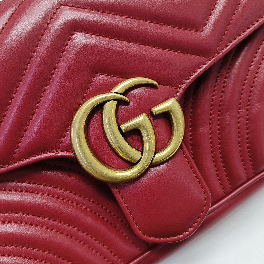 GG Marmont Medium Quilted Calfskin Red