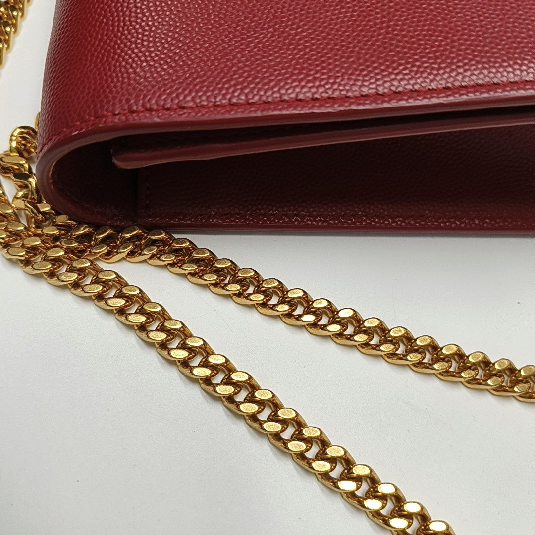 Authenticated pre-owned  KATE Medium Calfskin Red - Shoulder Bag at Looply
