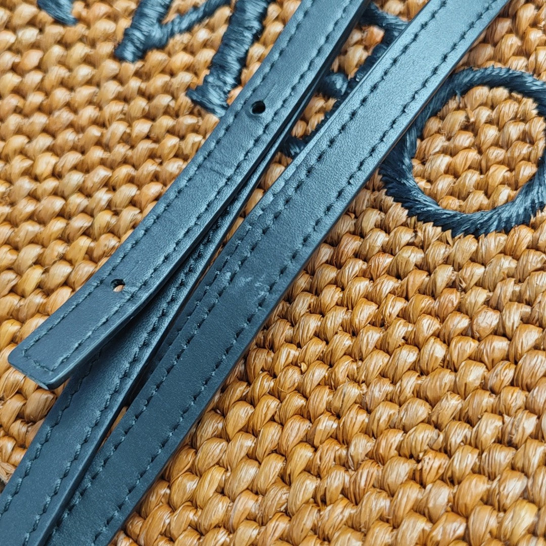 Font Tote Small Straw Brown