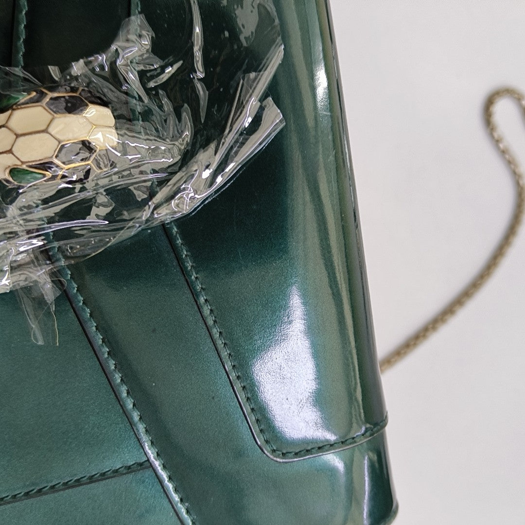 SERPENTI FOREVER Patent Leather Green