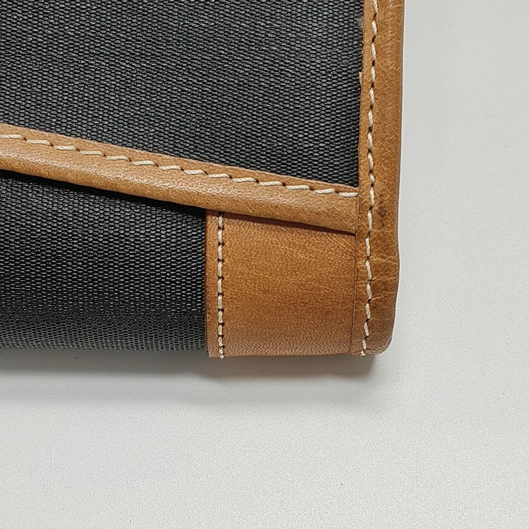 Canvas Black
