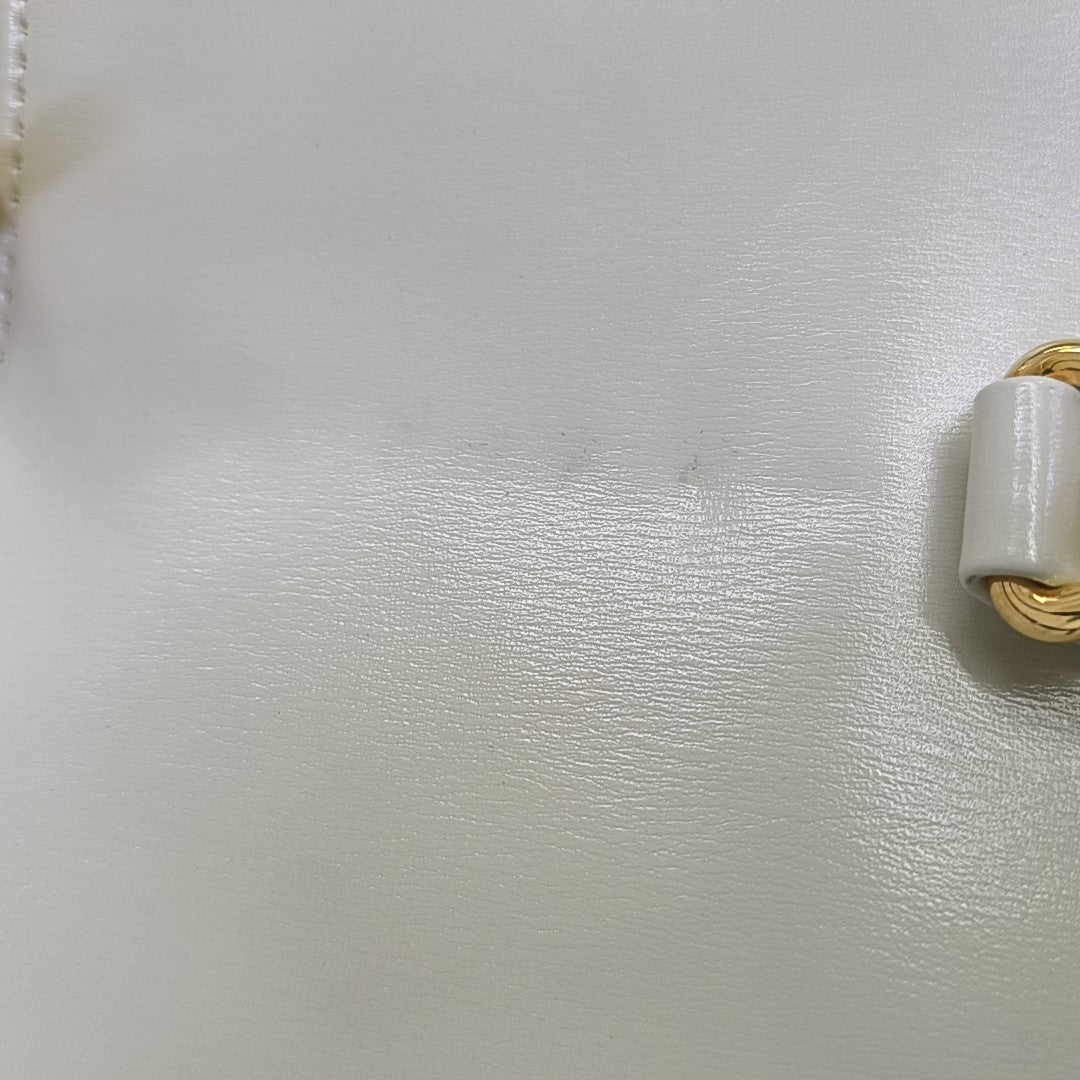Jackie 1961 Small Calfskin White