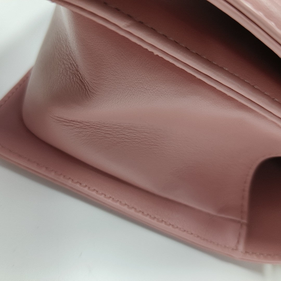 BOY CHANEL Small Quilted Calfskin Pink