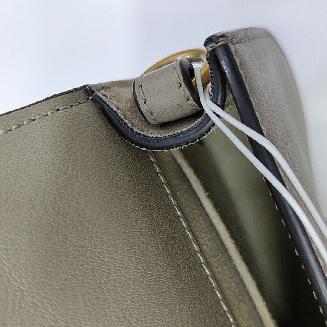 Nile Small Calfskin Gray