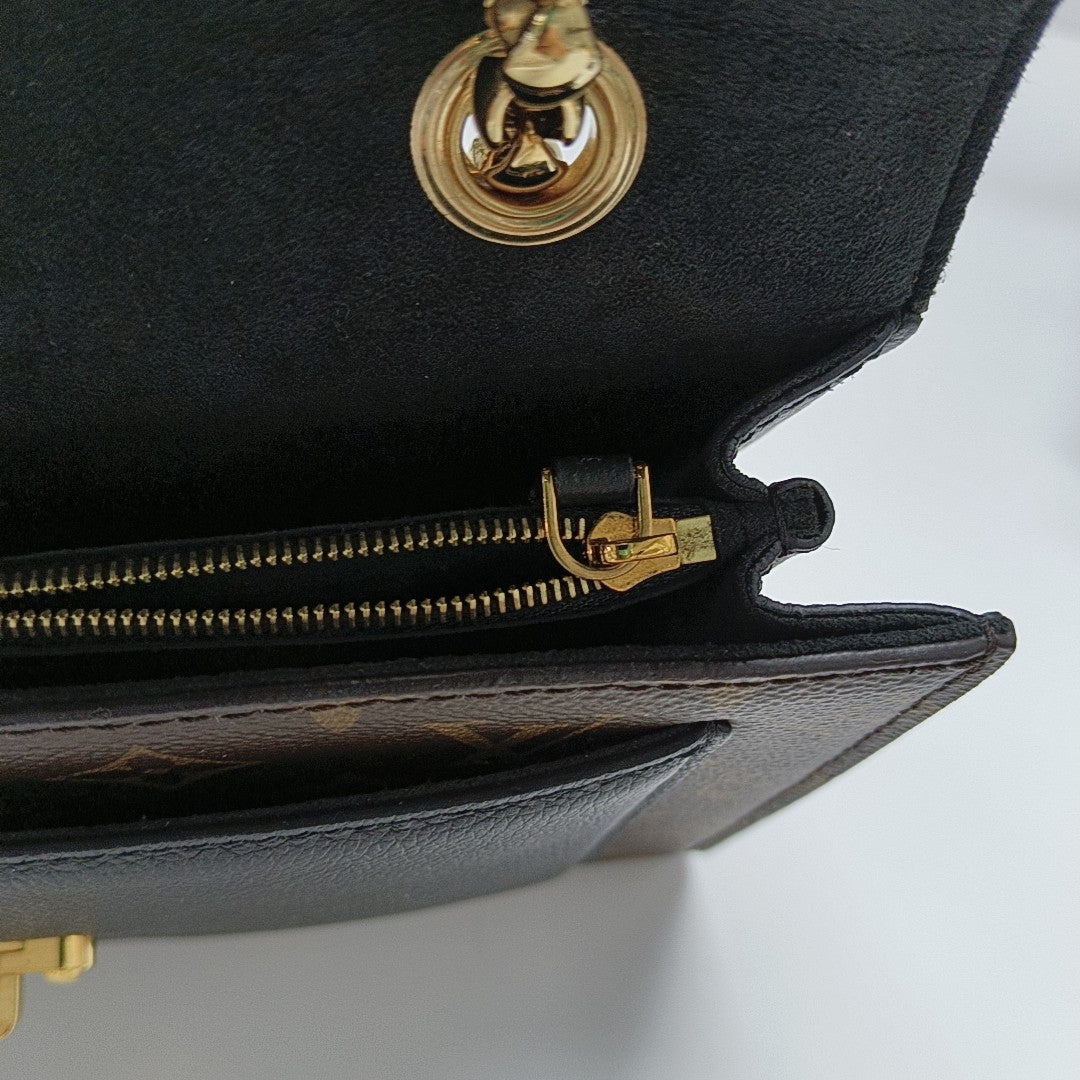VICTOIRE Monogram Coated Canvas Brown