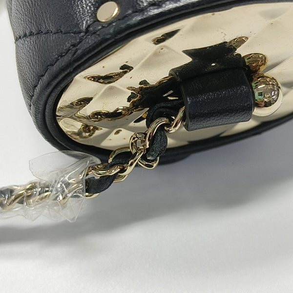 Quilted Lambskin Shoulder Bag Black