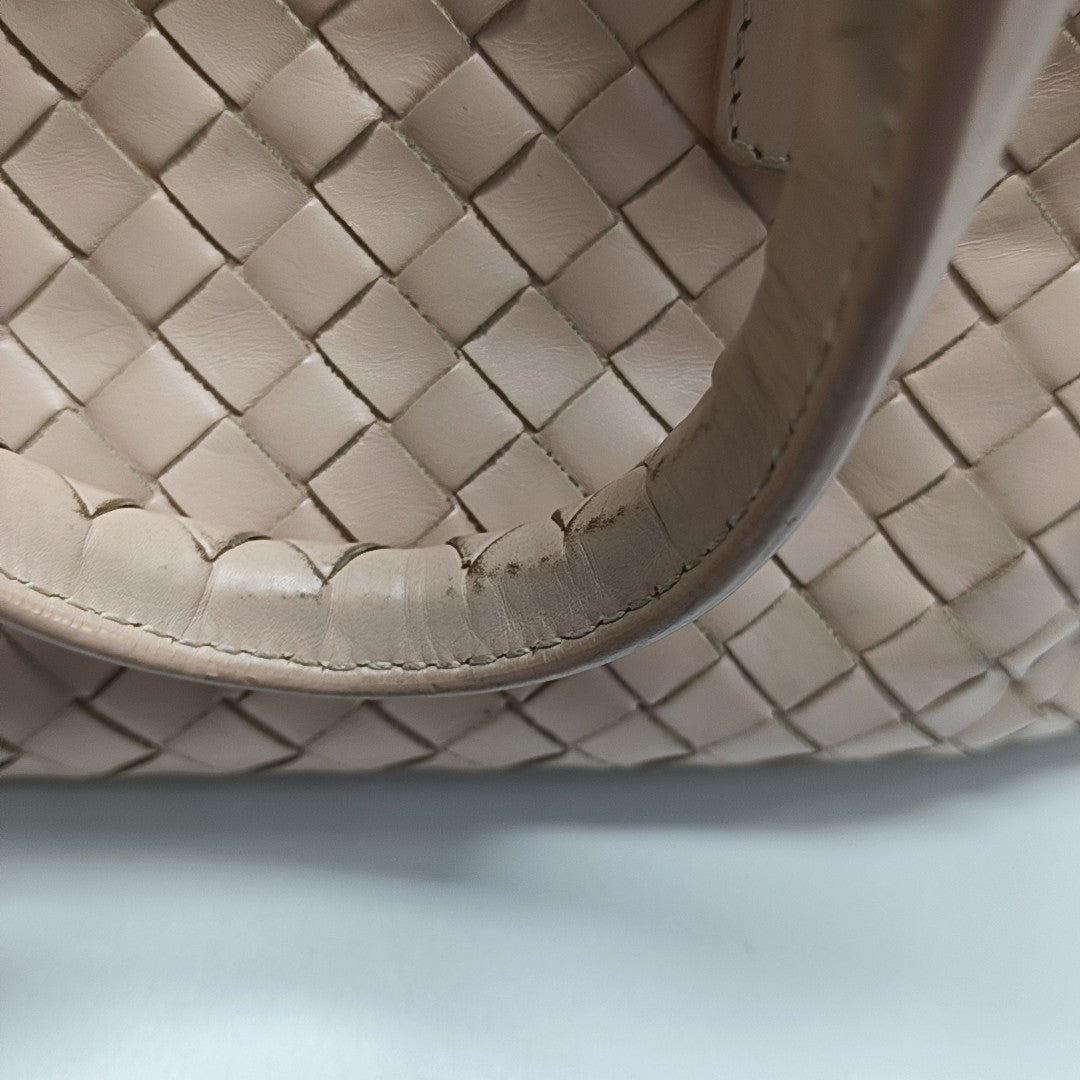 Authenticated pre-owned  Roma Calfskin Pink - Shoulder Bag at Looply