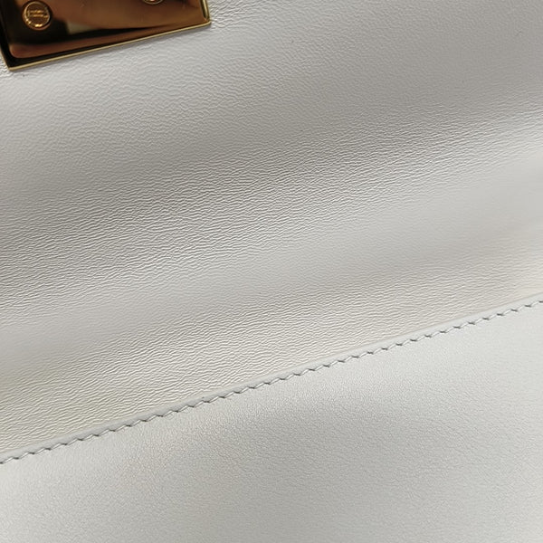 30 Montaigne East-West Calfskin White