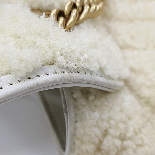 GG Marmont Medium Quilted Sheepskin Beige
