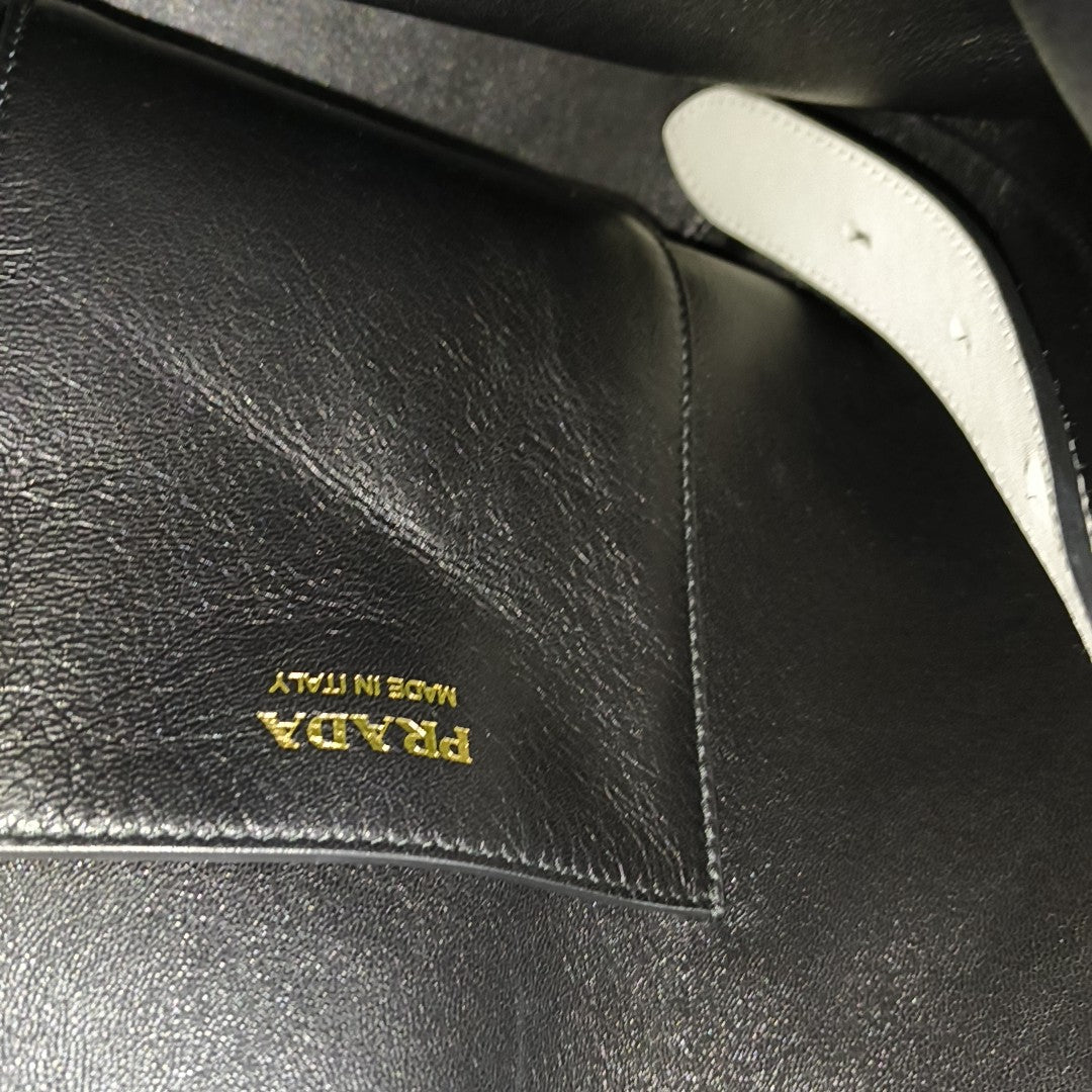 Buckle Calfskin White