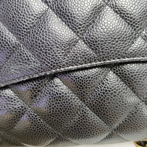 CLASSIC FLAP Jumbo Quilted Grained Calfskin Black