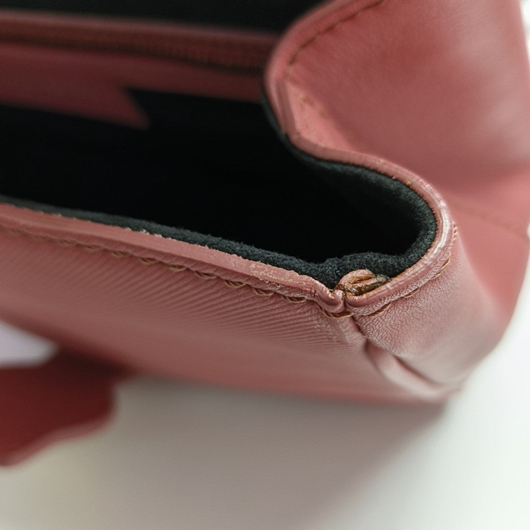 DK88 Medium Calfskin Red