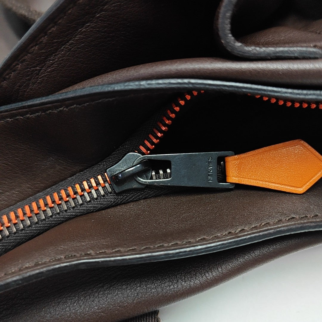 Swift Shoulder Bag Brown
