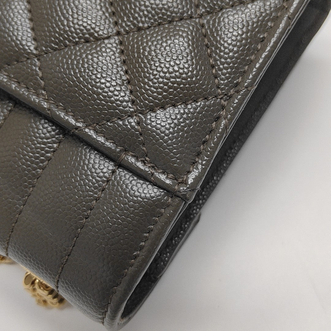 ENVELOPE Small Quilted Calfskin Gray