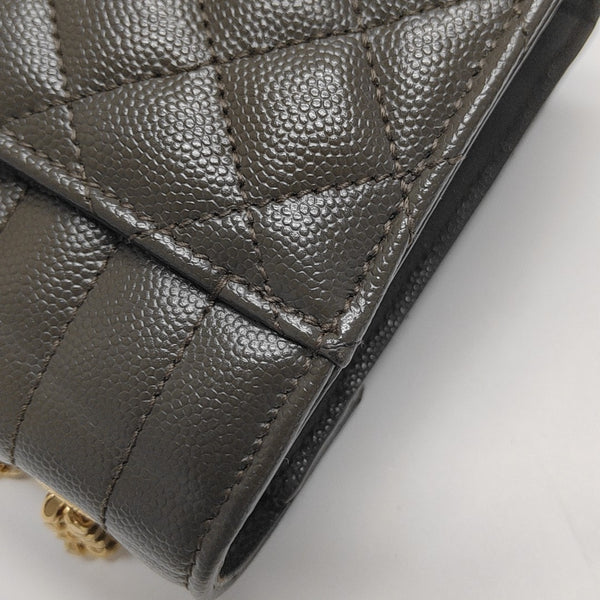 ENVELOPE Small Quilted Calfskin Gray