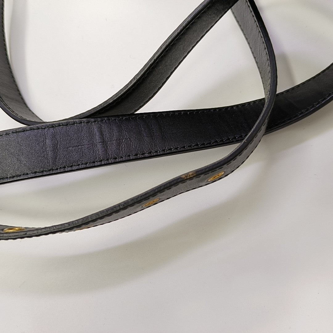 30 Montaigne Calfskin Black