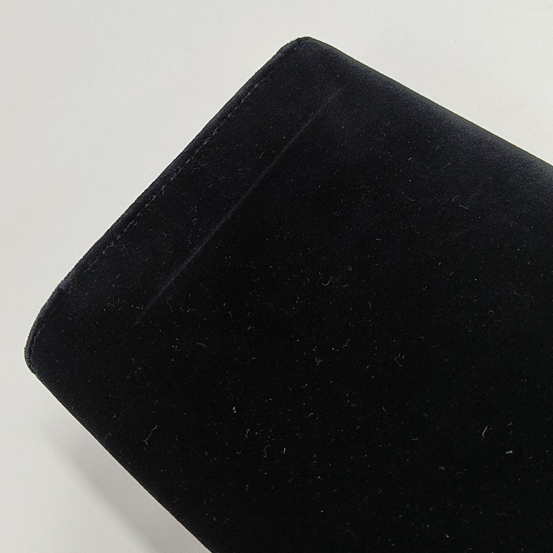 Authenticated pre-owned  Dionysus Velvet Black - Clutch at Looply