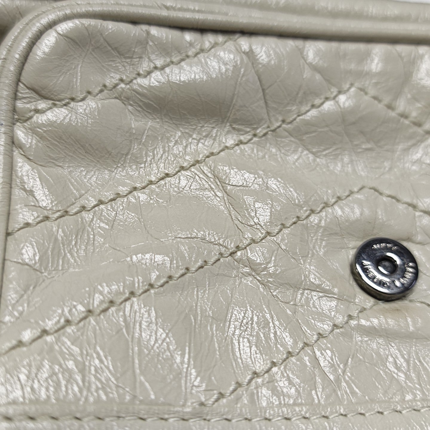 NIKI Small Chevron Calfskin White