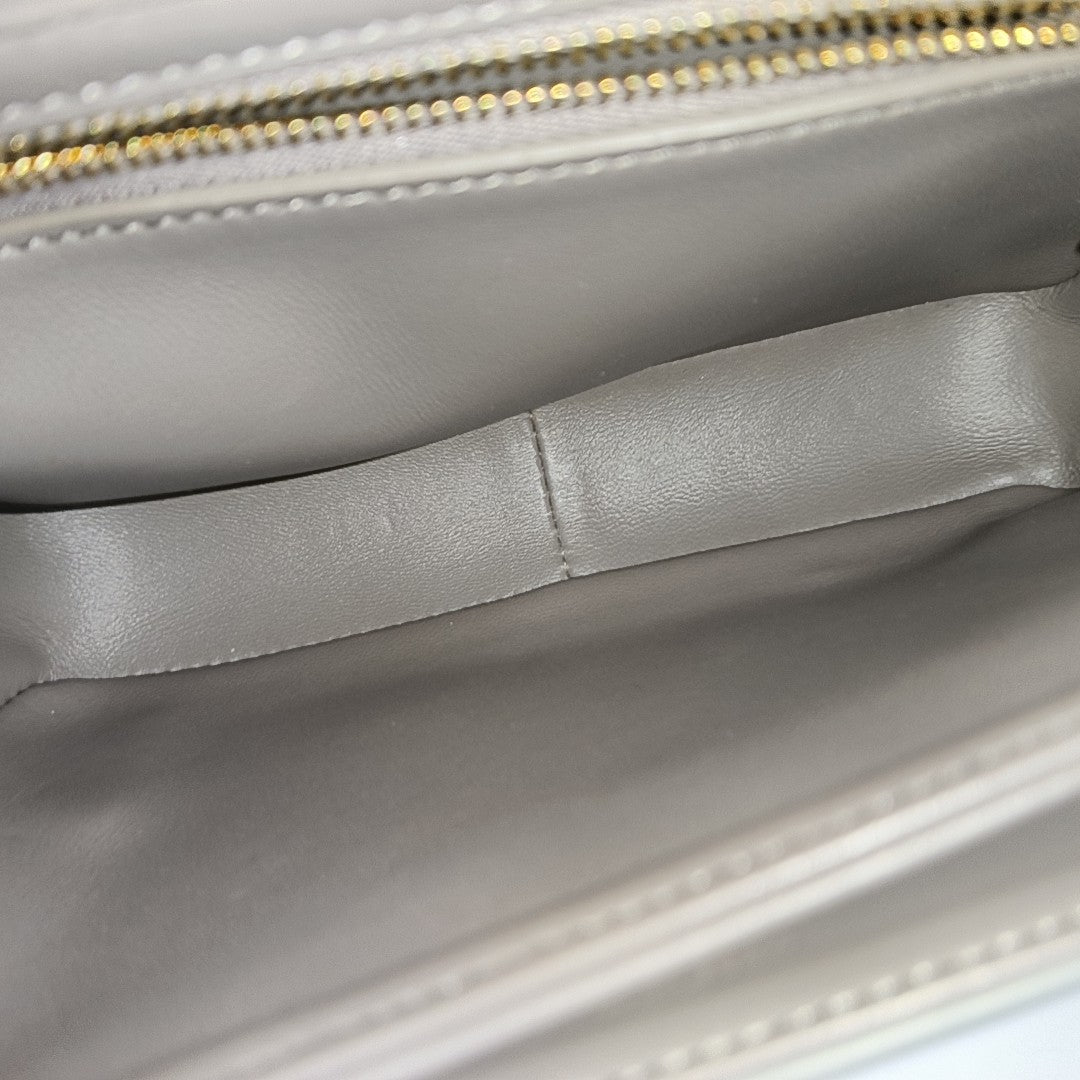 TRIOMPHE Teen Calfskin Gray