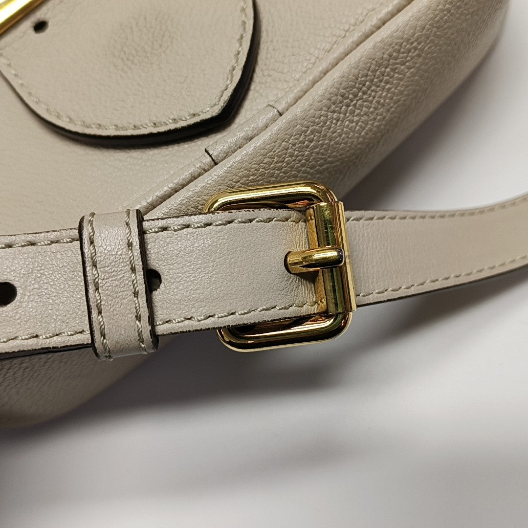 Buckle Calfskin Beige