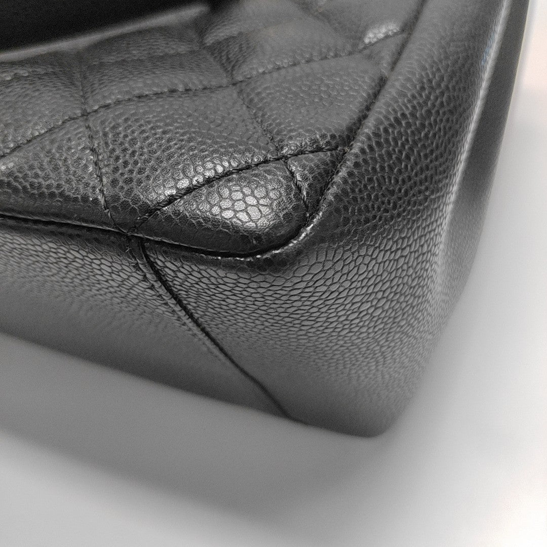 CHANEL GST Large Quilted Grained Calfskin Black