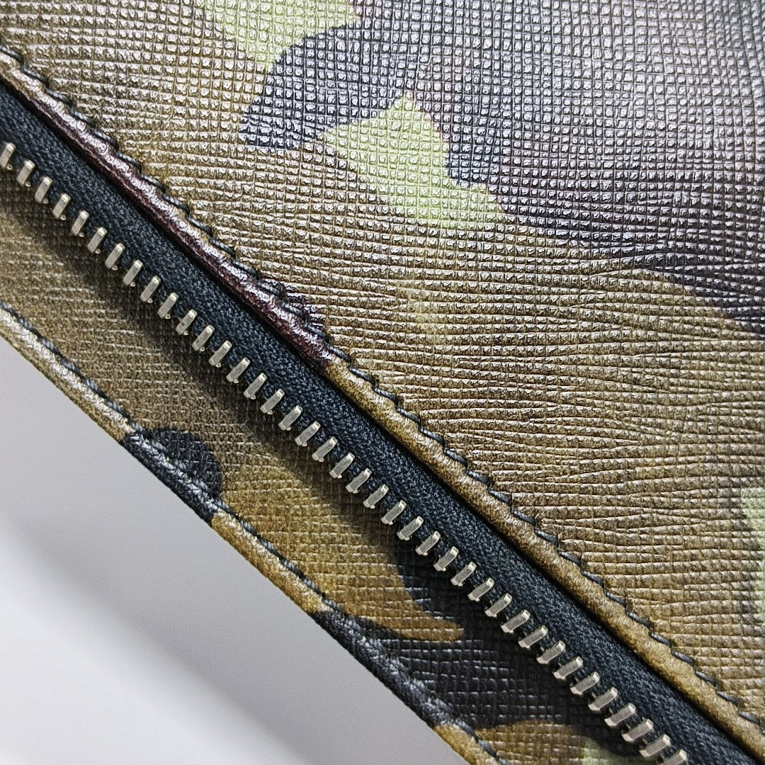 Saffiano Calfskin Tote Bag Green