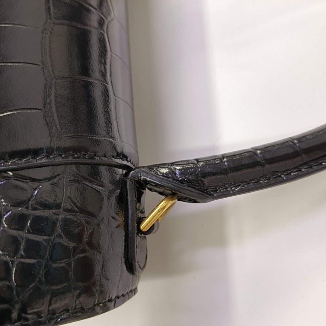 Hourglass S Calfskin Black
