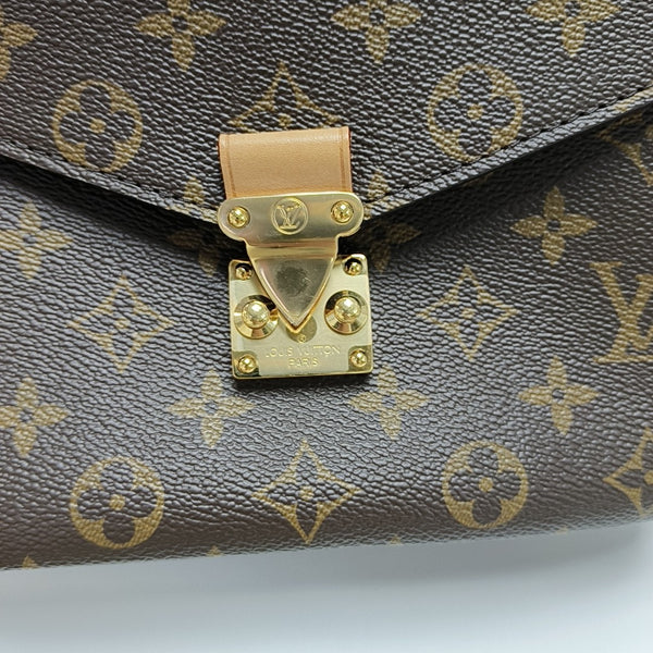 MÉTIS MM Monogram Coated Canvas Brown