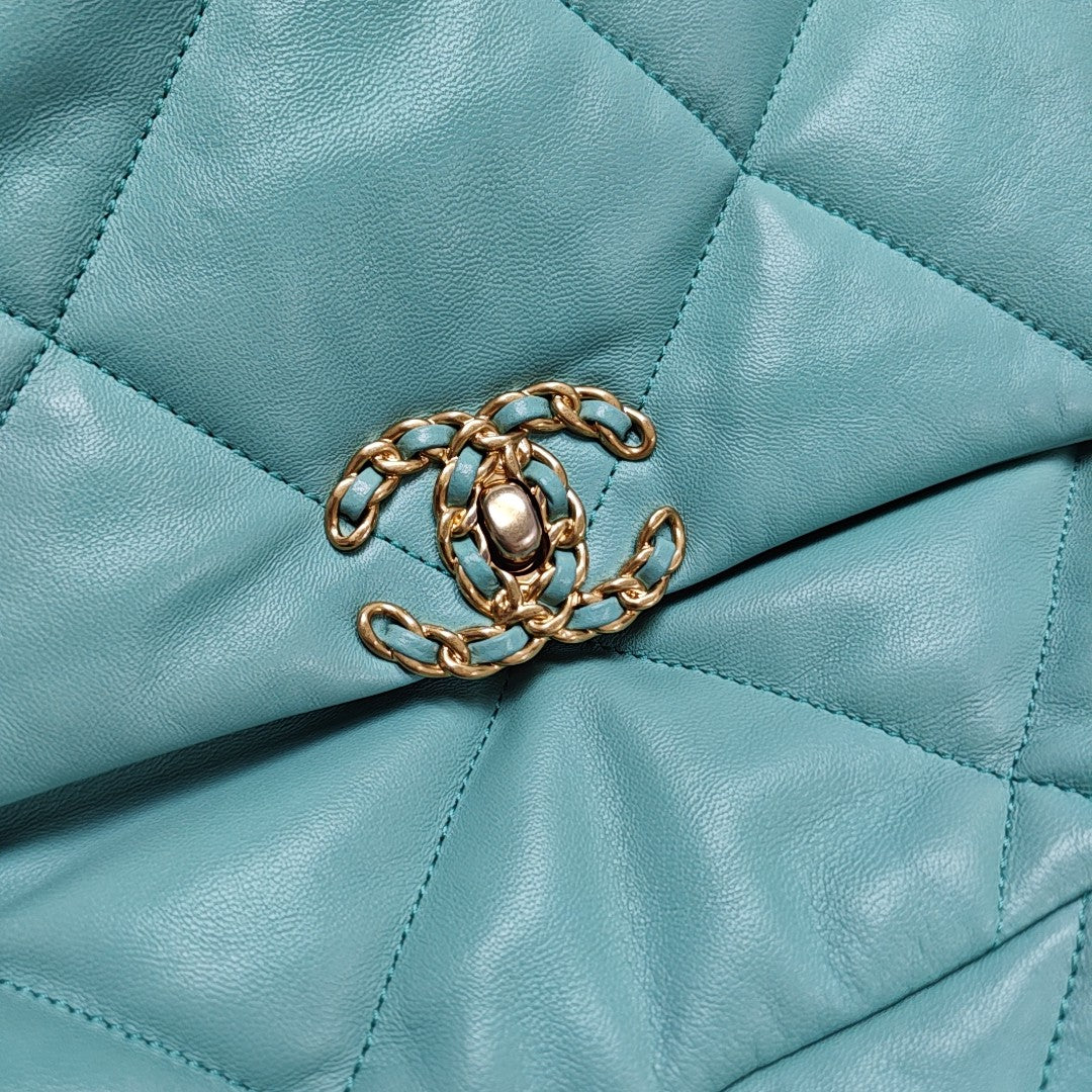 CHANEL 19 Large Quilted Lambskin Blue