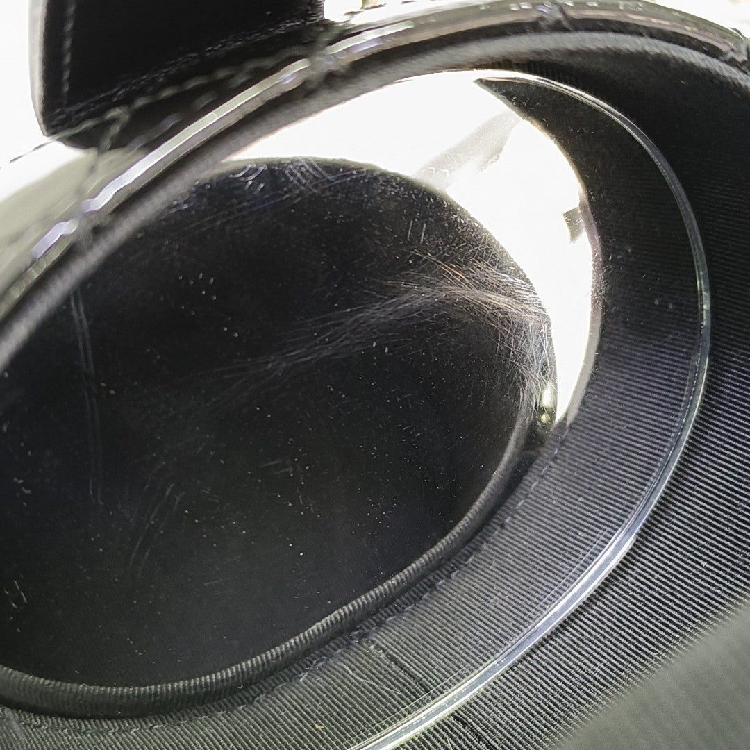 Round Vanity Quilted Patent Leather Black
