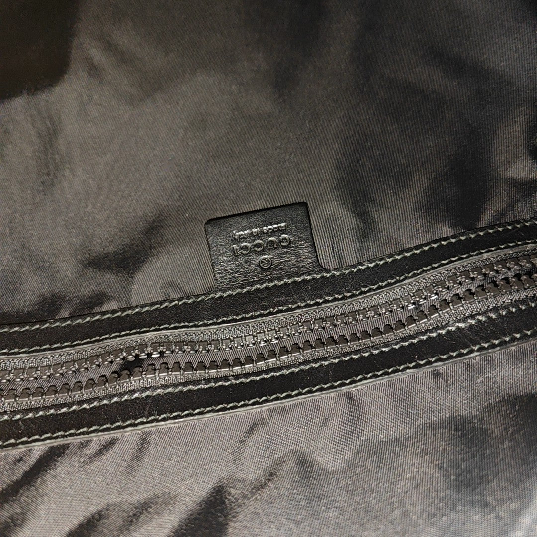 Techpack Canvas Black