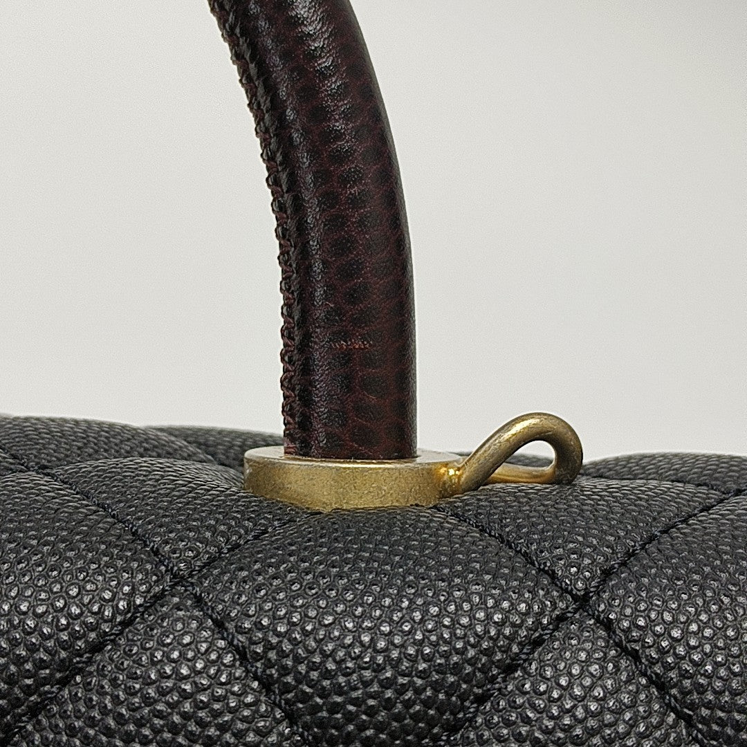 COCO HANDLE Medium Quilted Grained Calfskin Black