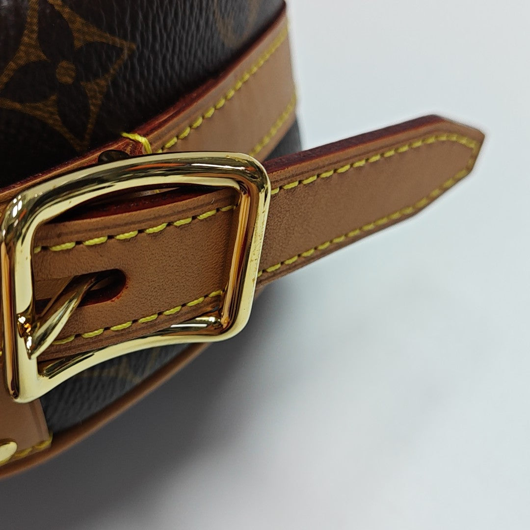 BOITE CHAPEAU PM Monogram Coated Canvas Brown