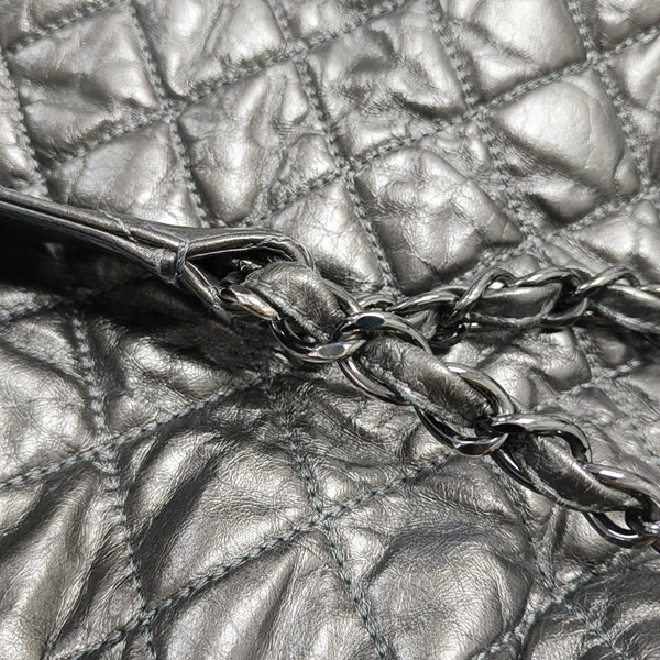 CHAIN ME Quilted Calfskin Gray