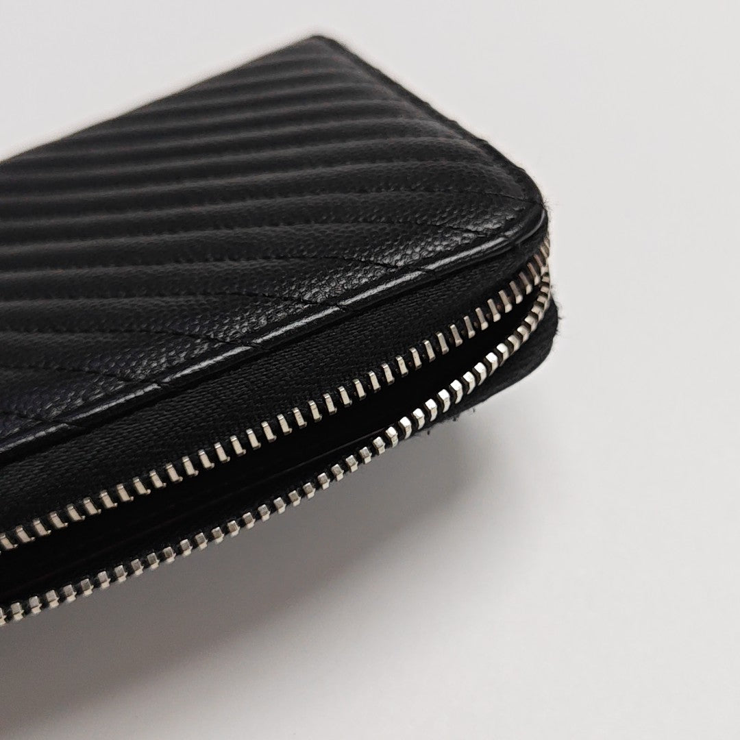 Chevron Calfskin Wallet Black
