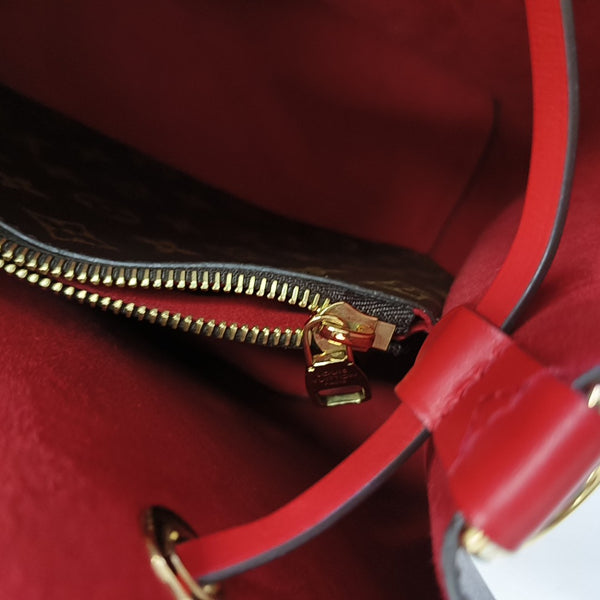 NÉONOÉ MM Monogram Coated Canvas Brown