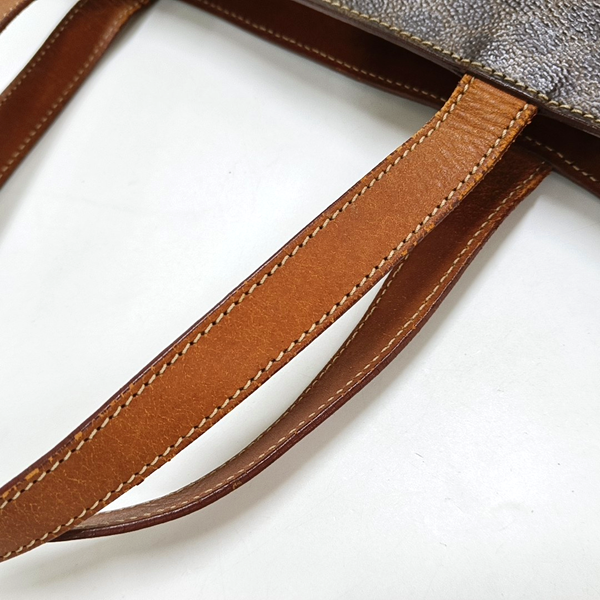 Coated Canvas Brown