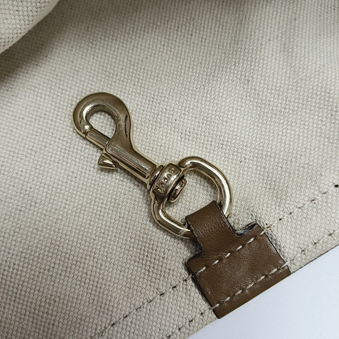 Monogram Canvas Brown