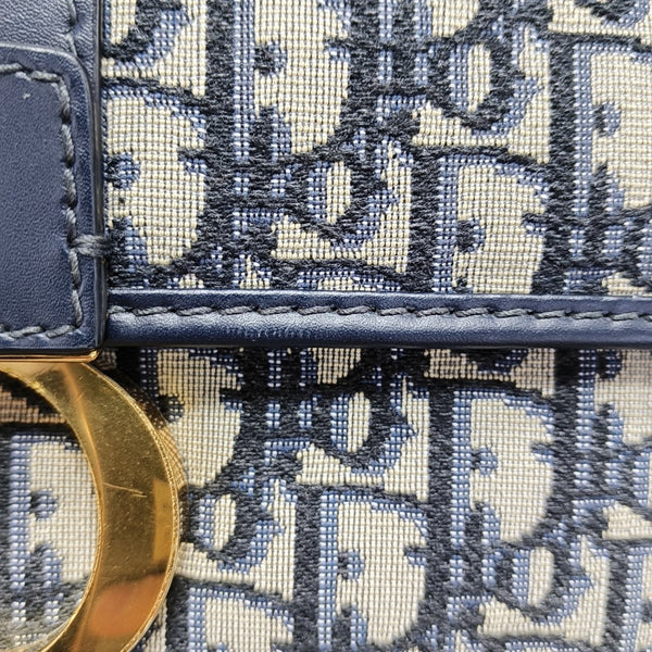 30 Montaigne Oblique Canvas Blue