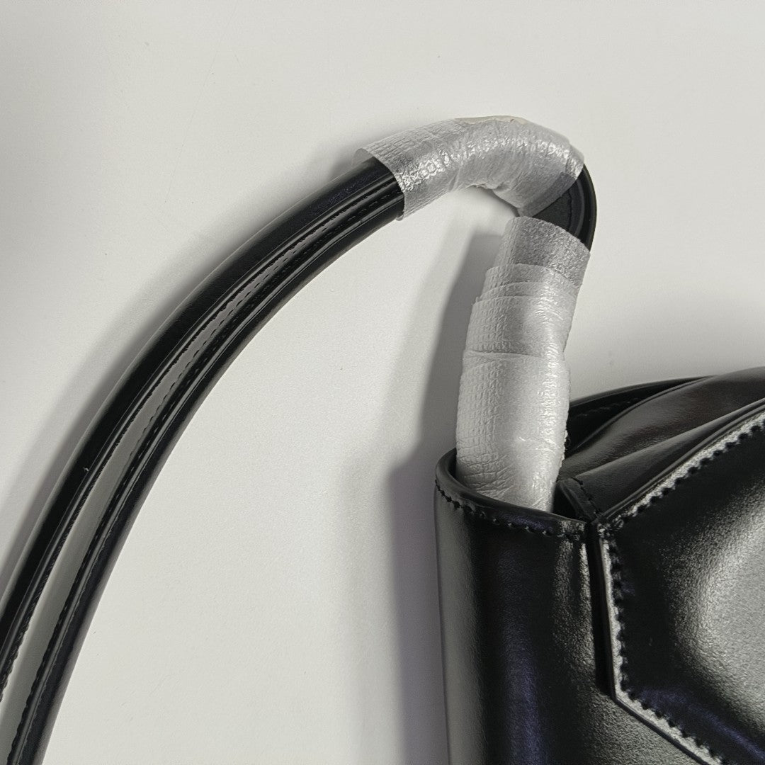 Calfskin Shoulder Bag Black