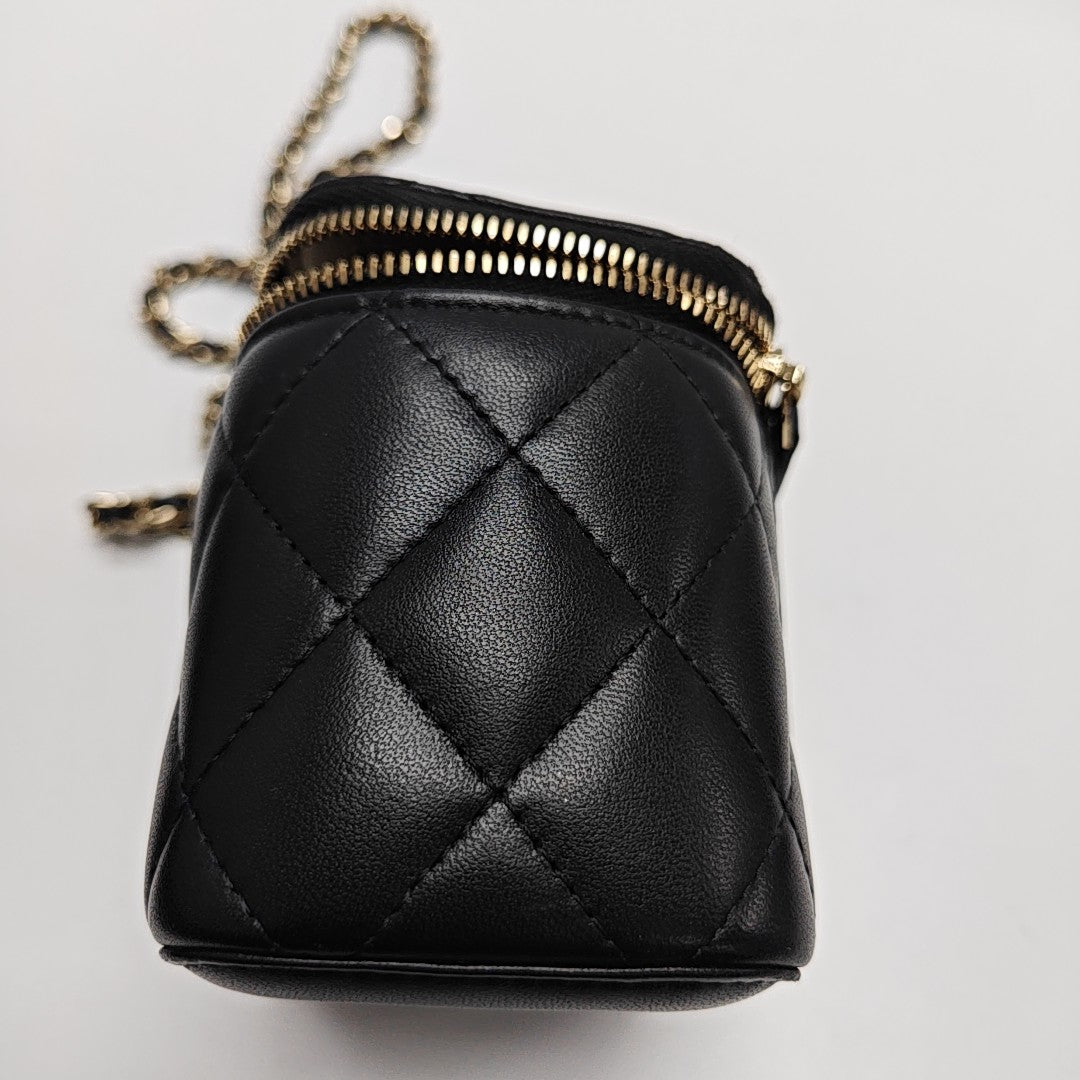VANITY CASE Mini Quilted Lambskin Black